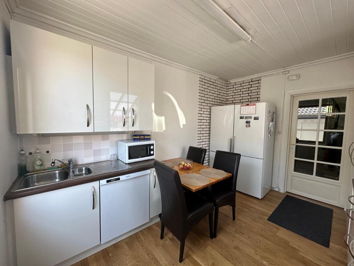 Oslo Guest House Twin & Family Room Kjeller エクステリア 写真