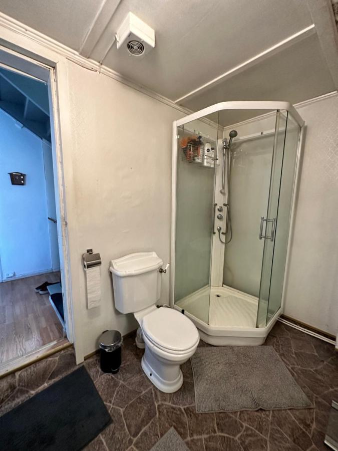 Oslo Guest House Twin & Family Room Kjeller エクステリア 写真